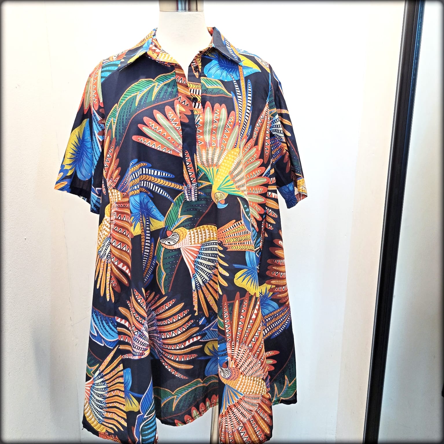 Vestido Corto Made in Italy Corte A Manga Corta Estampado Ave100% Algodon