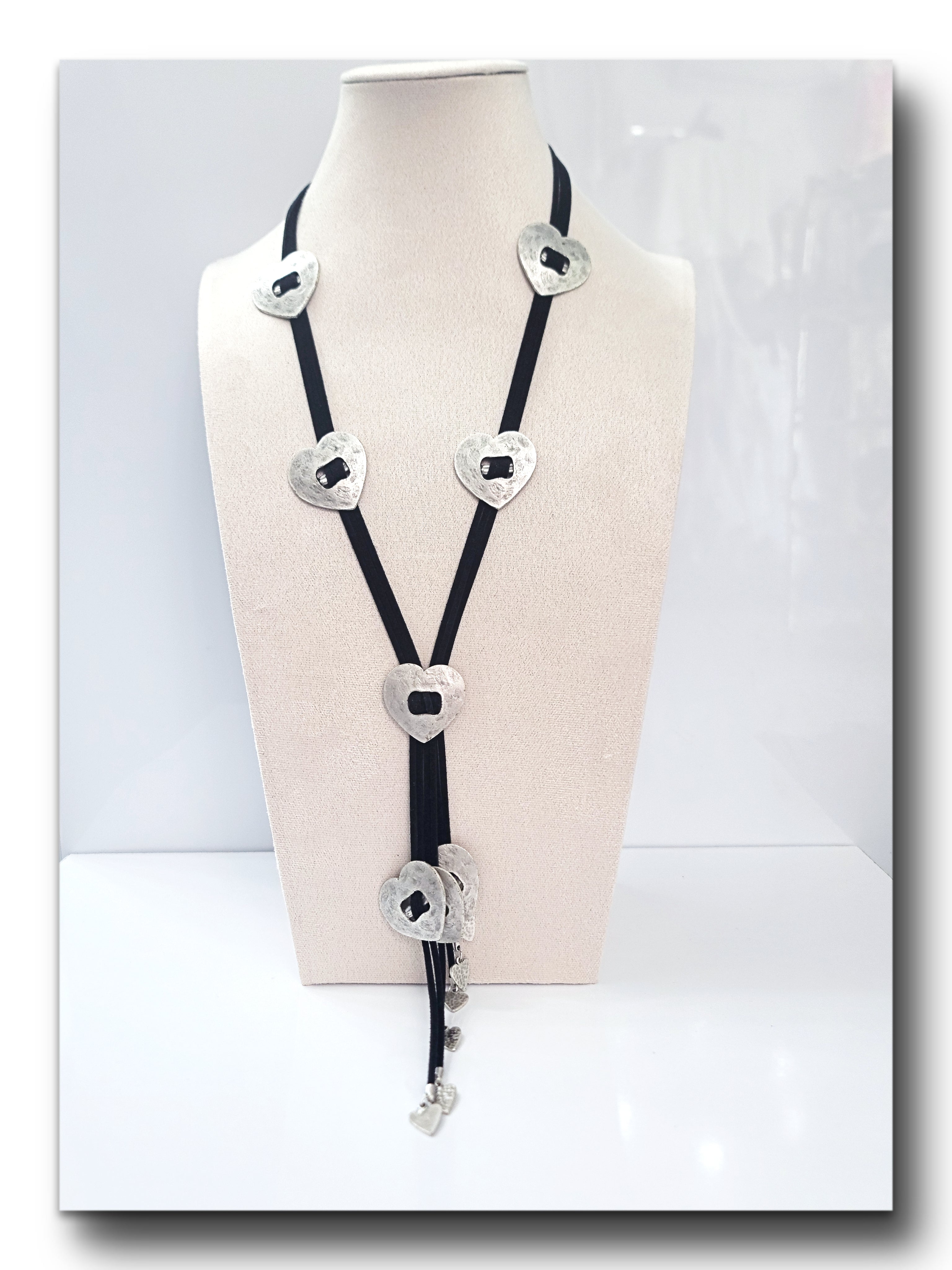 Collar Cordon Negro Corazones Plata Made in Turquia