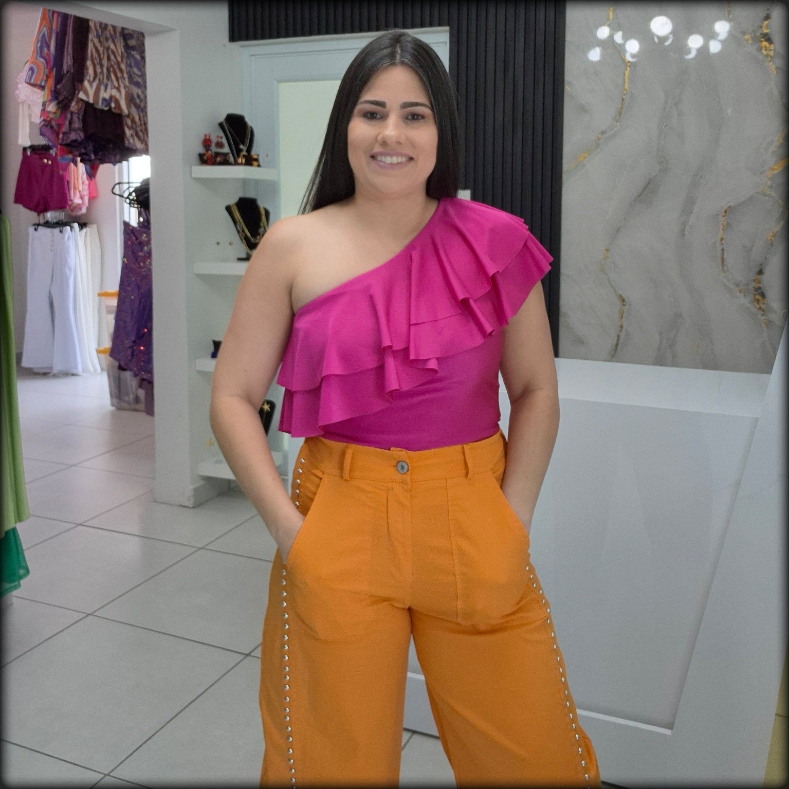 Blusa One Shoulder Volante