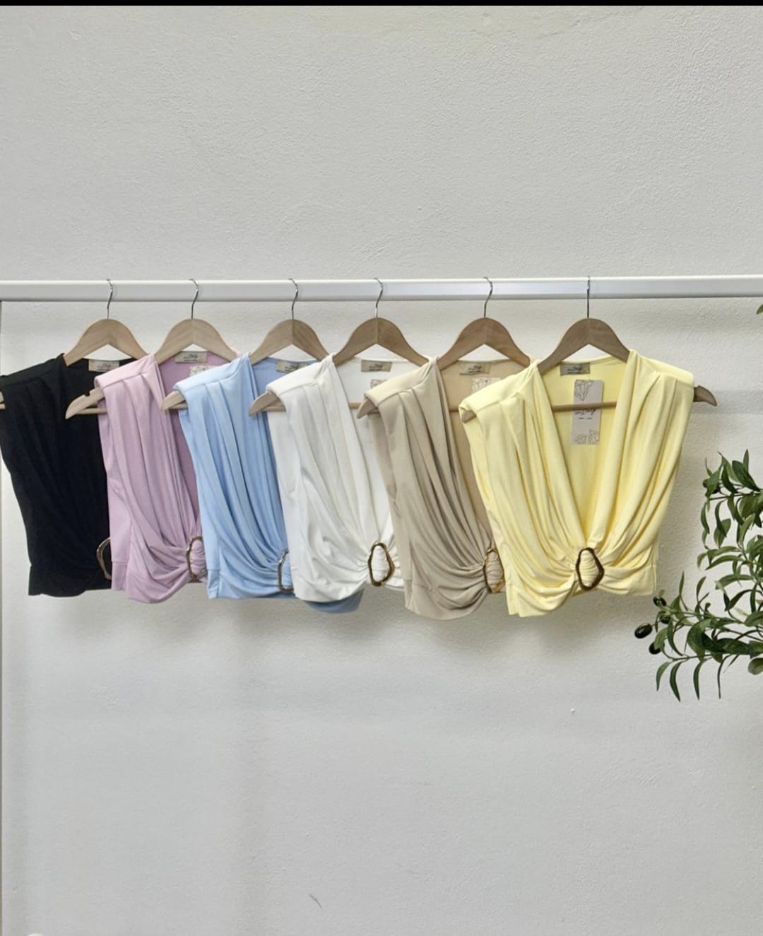 Crop Top Hebilla Made In Italy 90% Nylon 10% Elastico