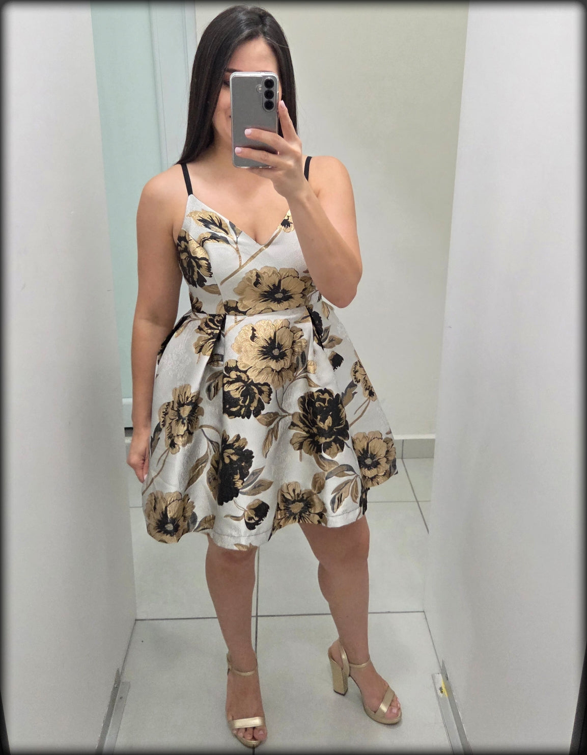 VESTIDO CORTO PEPLUM ESTAMPADO NEGRO DORADO