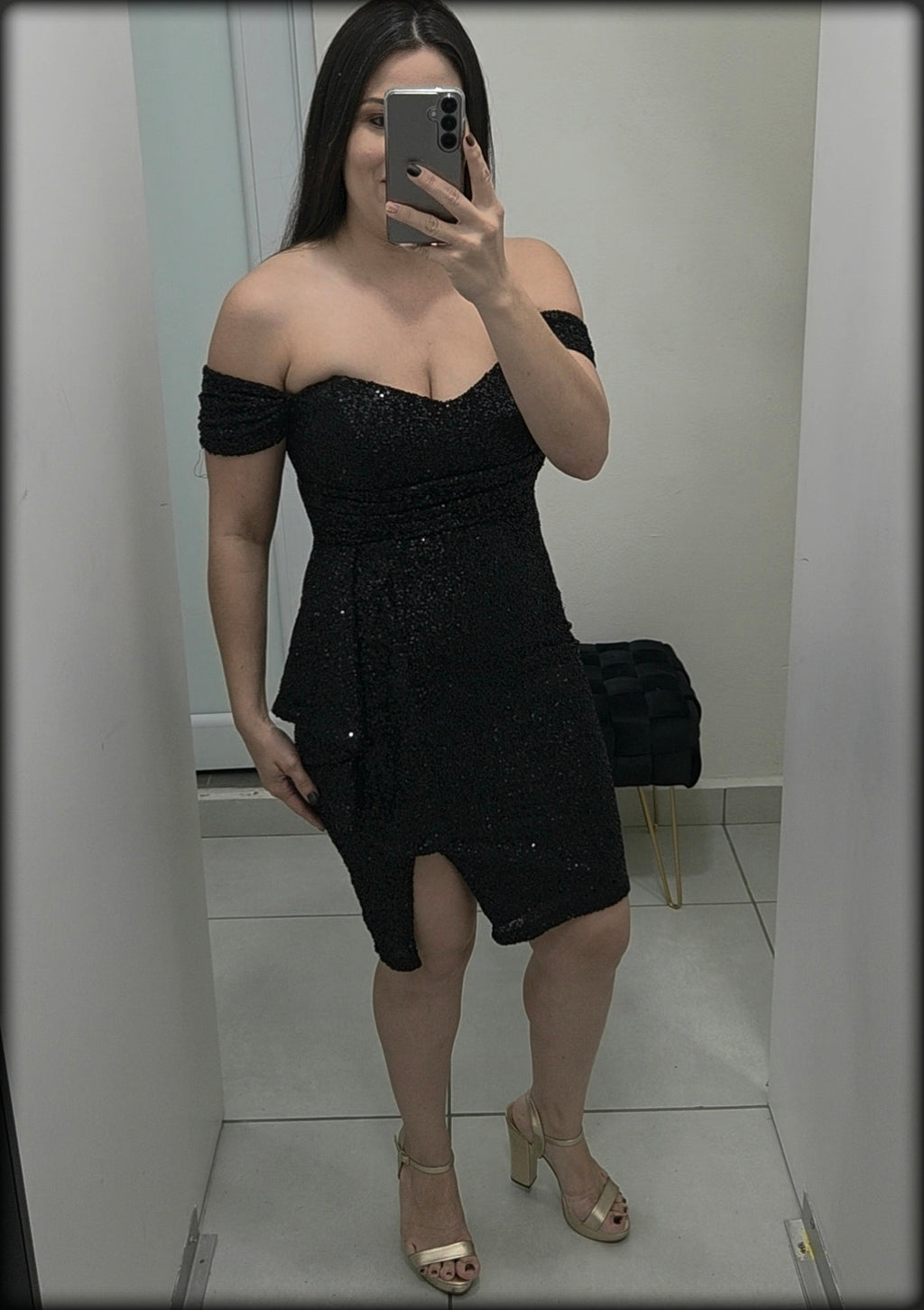 VESTIDO CORTO MIDI SEQUIN NEGRO