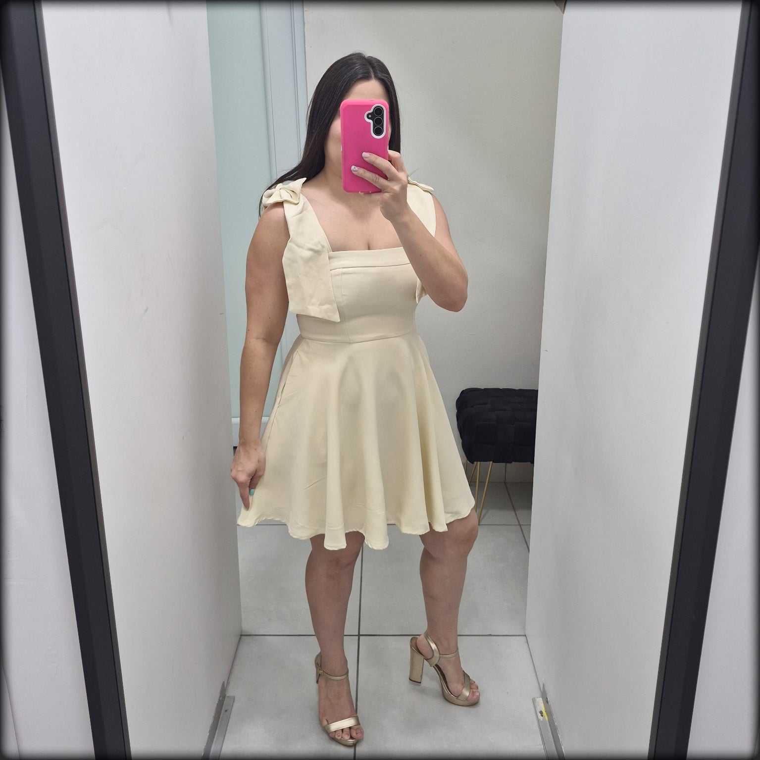 Vestido Corto Peplum Ivory