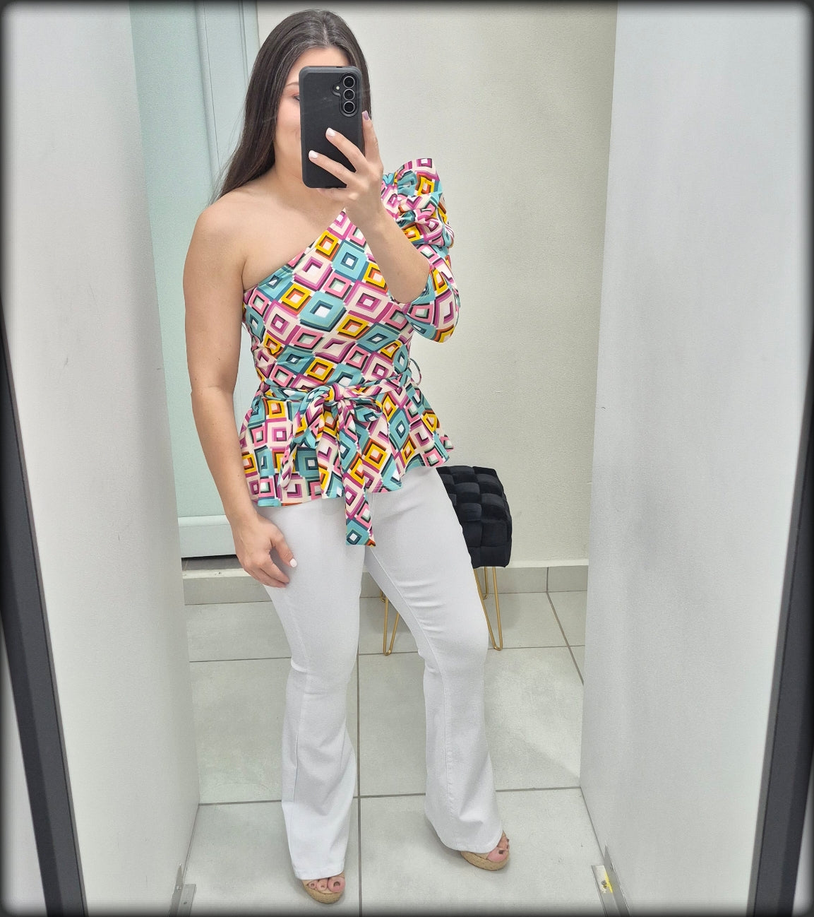 Blusa One Shoulder Estampado Rosa