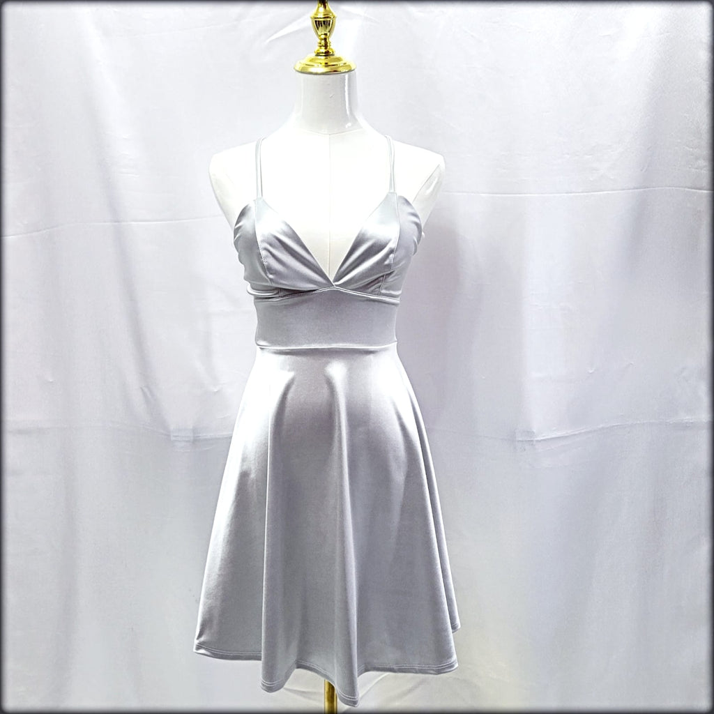 VESTIDO CORTO
