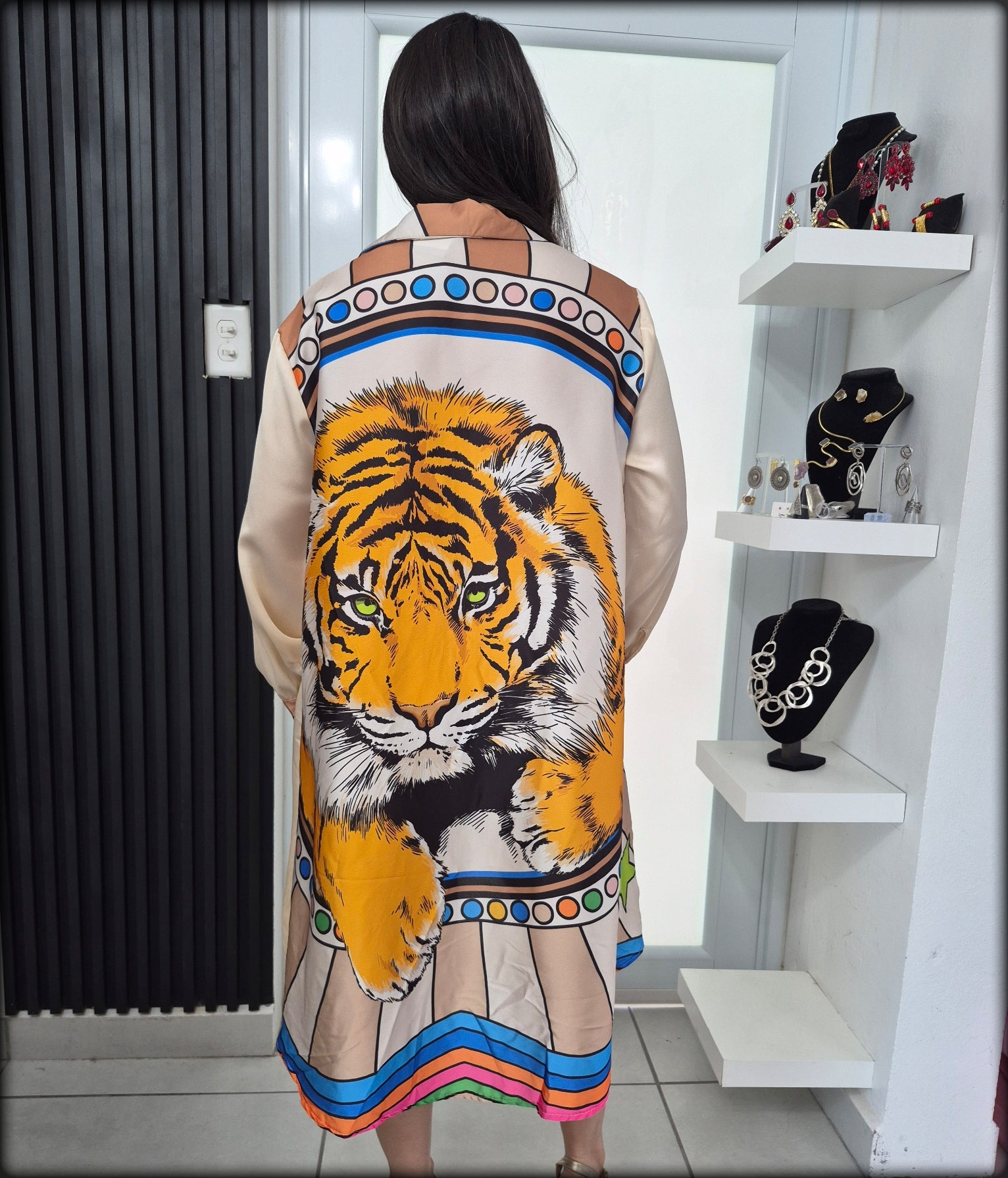 Vestido Corto Estampado Leo Made In Italy