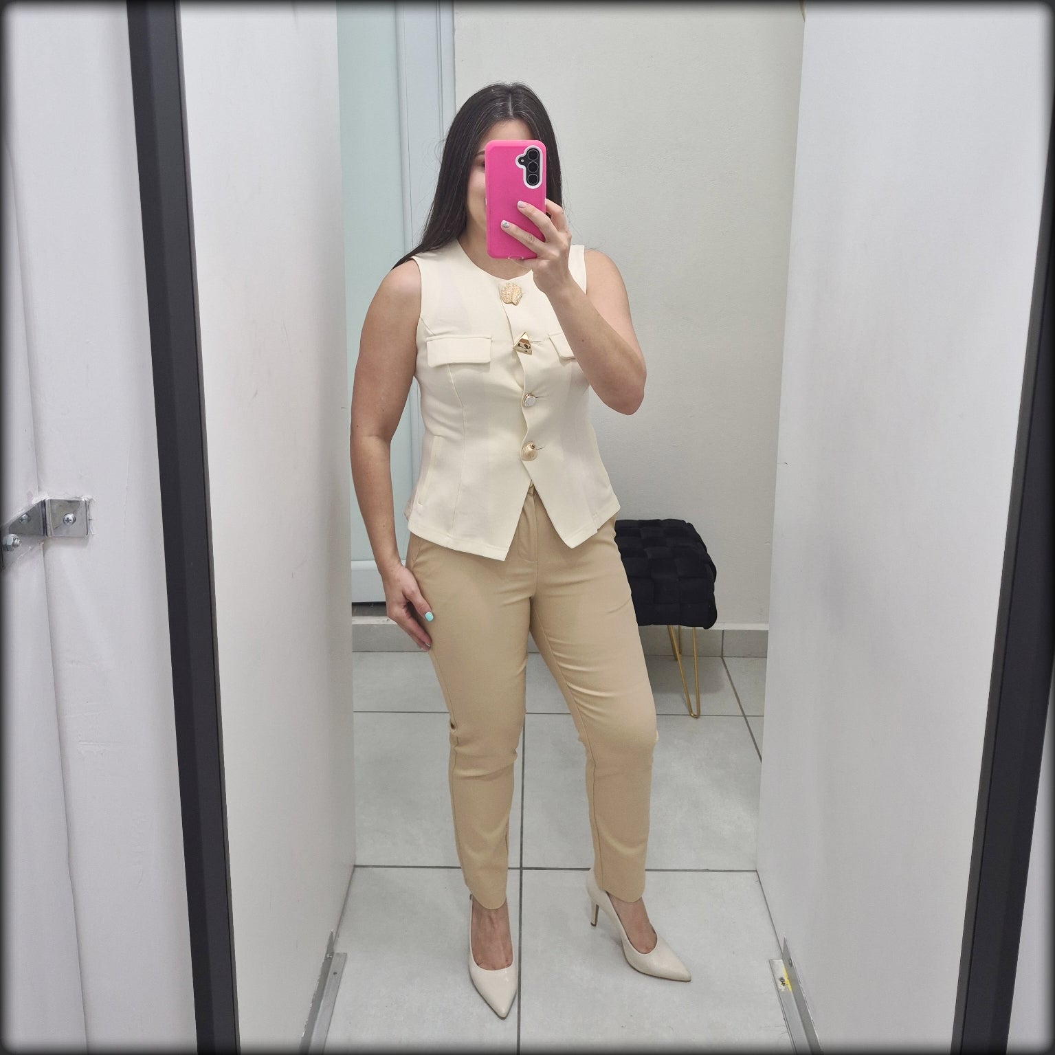 Vest sin Manga Dtalles Botones