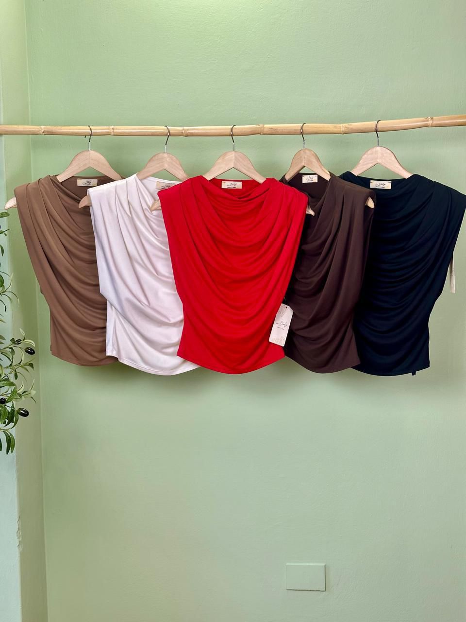 Blusa Made In Italy 90% Nylon 10% Elastic