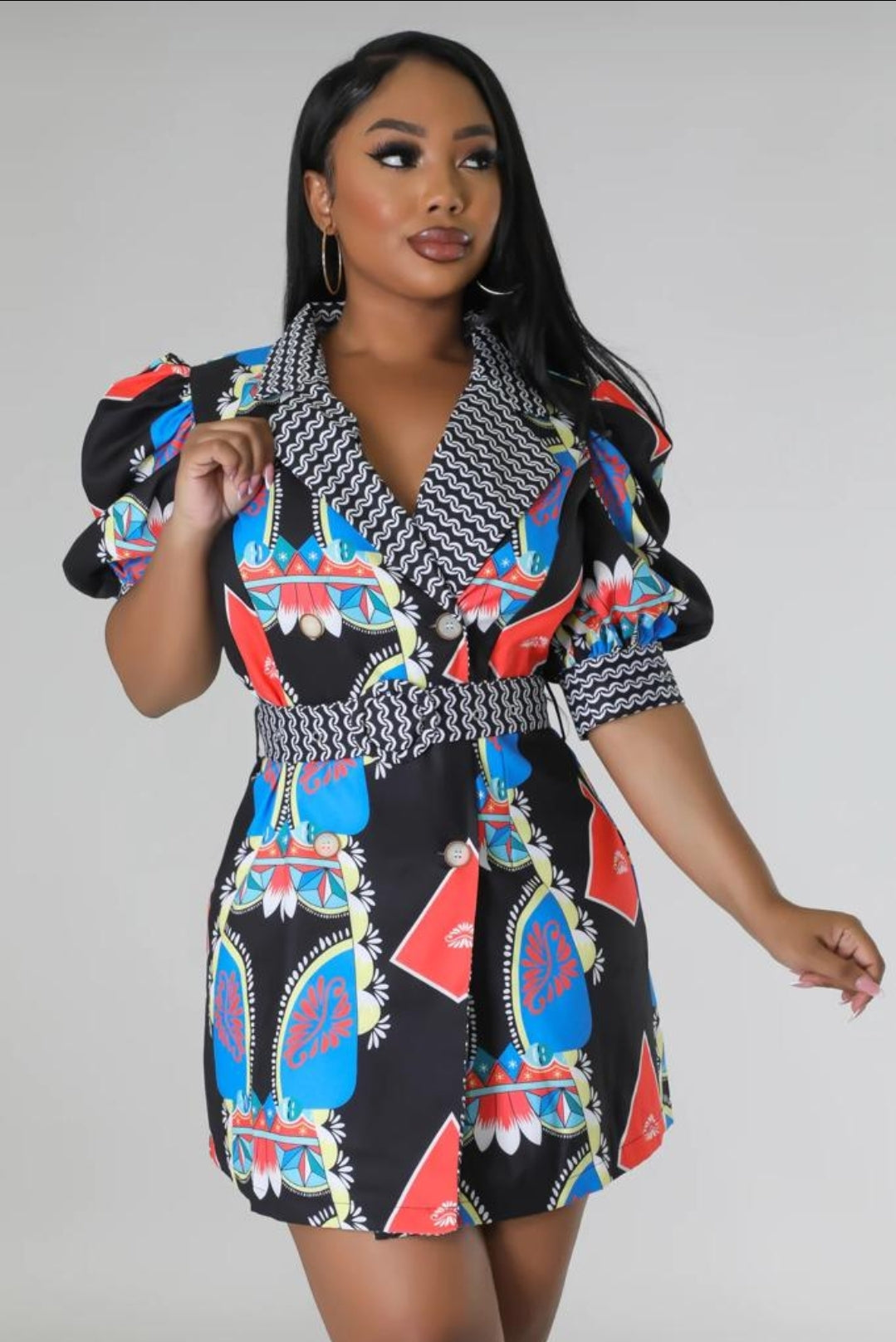 VESTIDO CORTO NEGRO ESTAMPADO