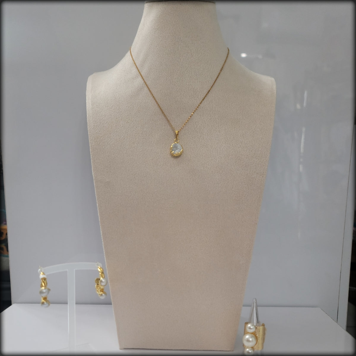 Collar Minimalista Perla Made in Turquia