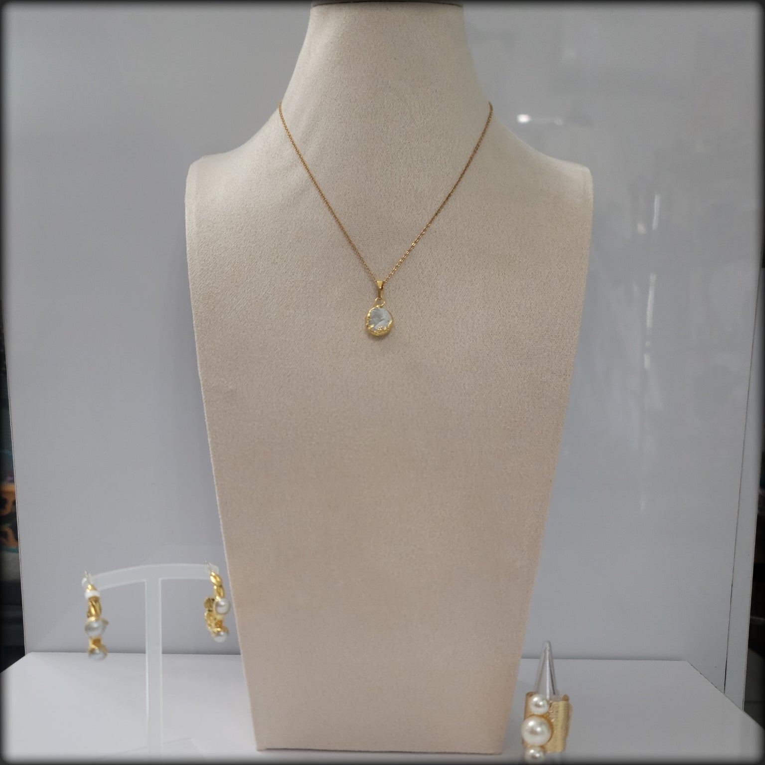 Collar Minimalista Perla Made in Turquia