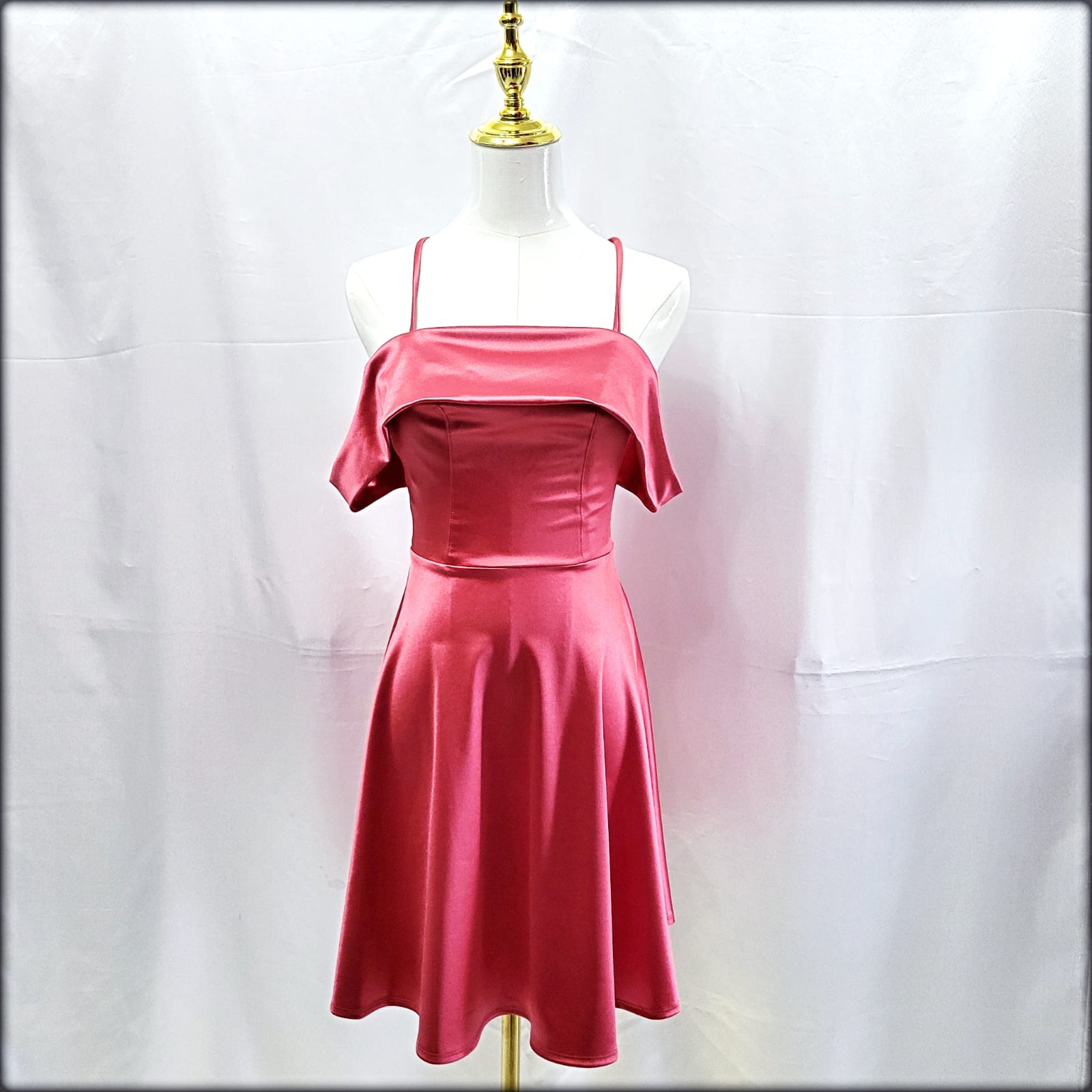 VESTIDO CORTO OFFSHOULDER
