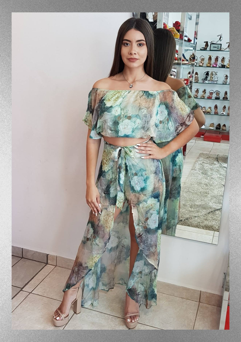 SET DE FALDA Y CROP TOP CHIFON