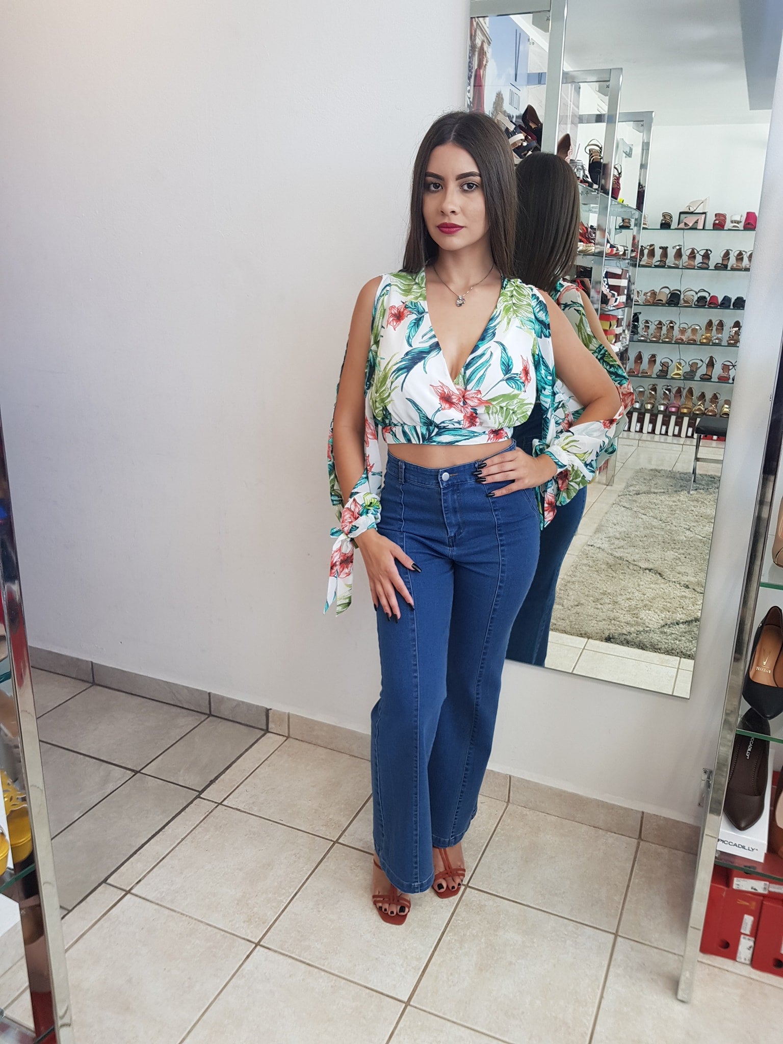 Crop Top Manga Larga Estampado Floral
