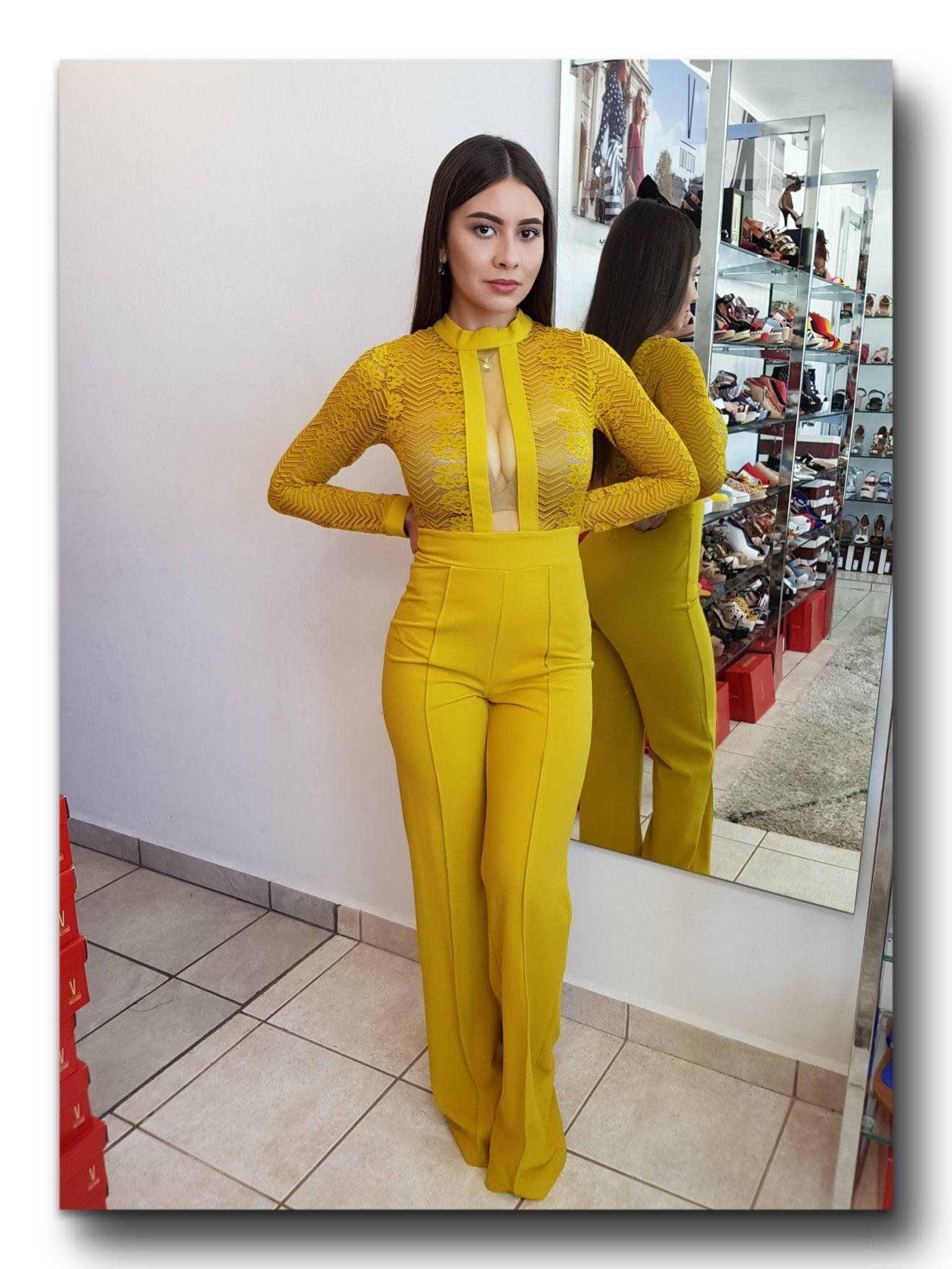 JUMPSUIT ENCAJE MANGA LARGA