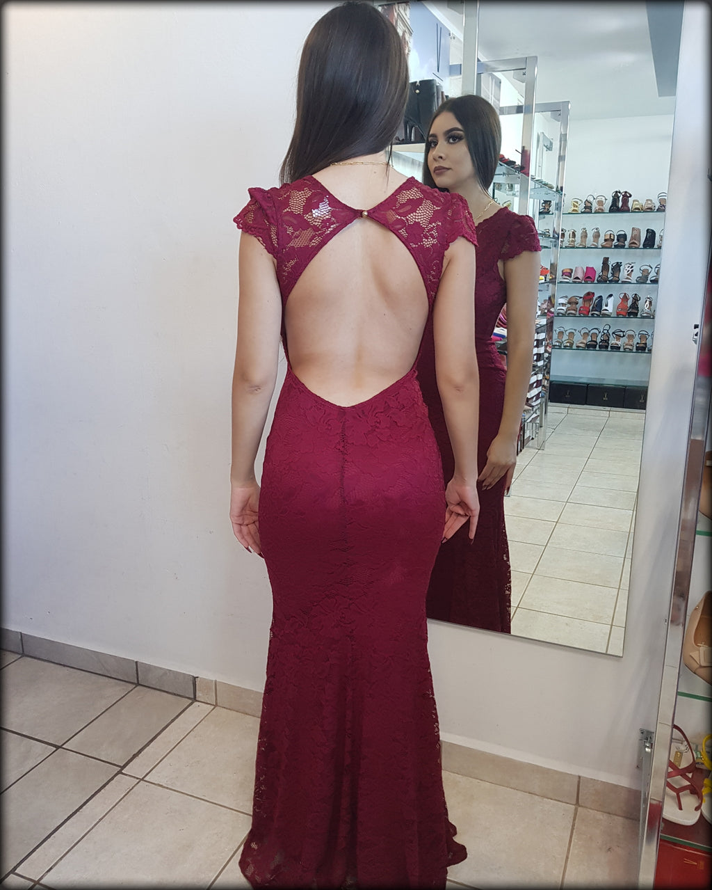 VESTDO CORTE SIRENA ENCAJE