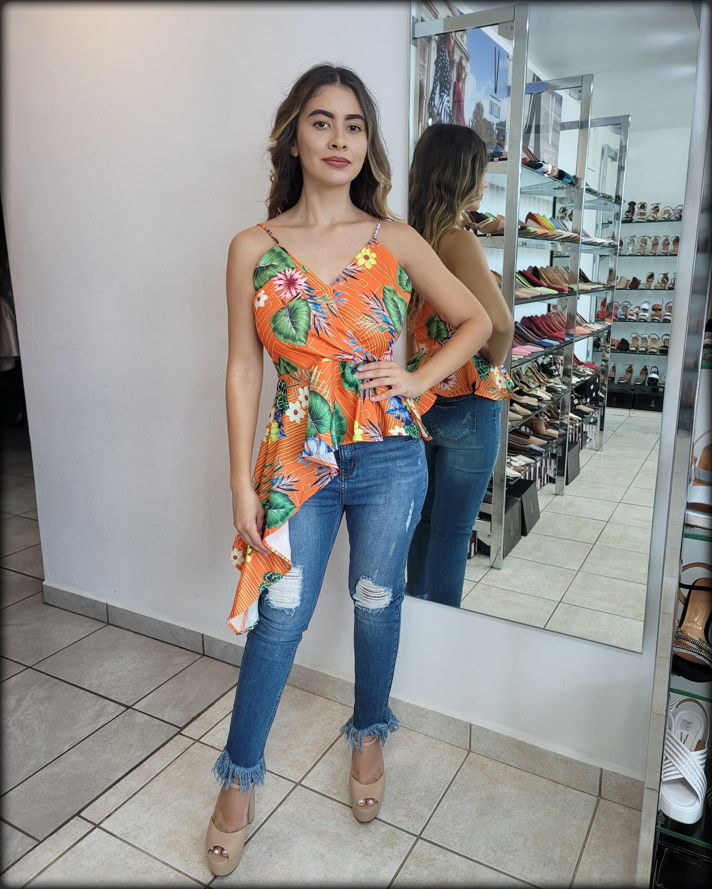 BLUSA DE CUADRO TROPICAL ASIMETRICA