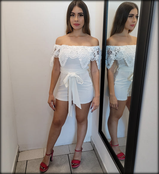 ROMPER BLANCO OFFSHOULDER