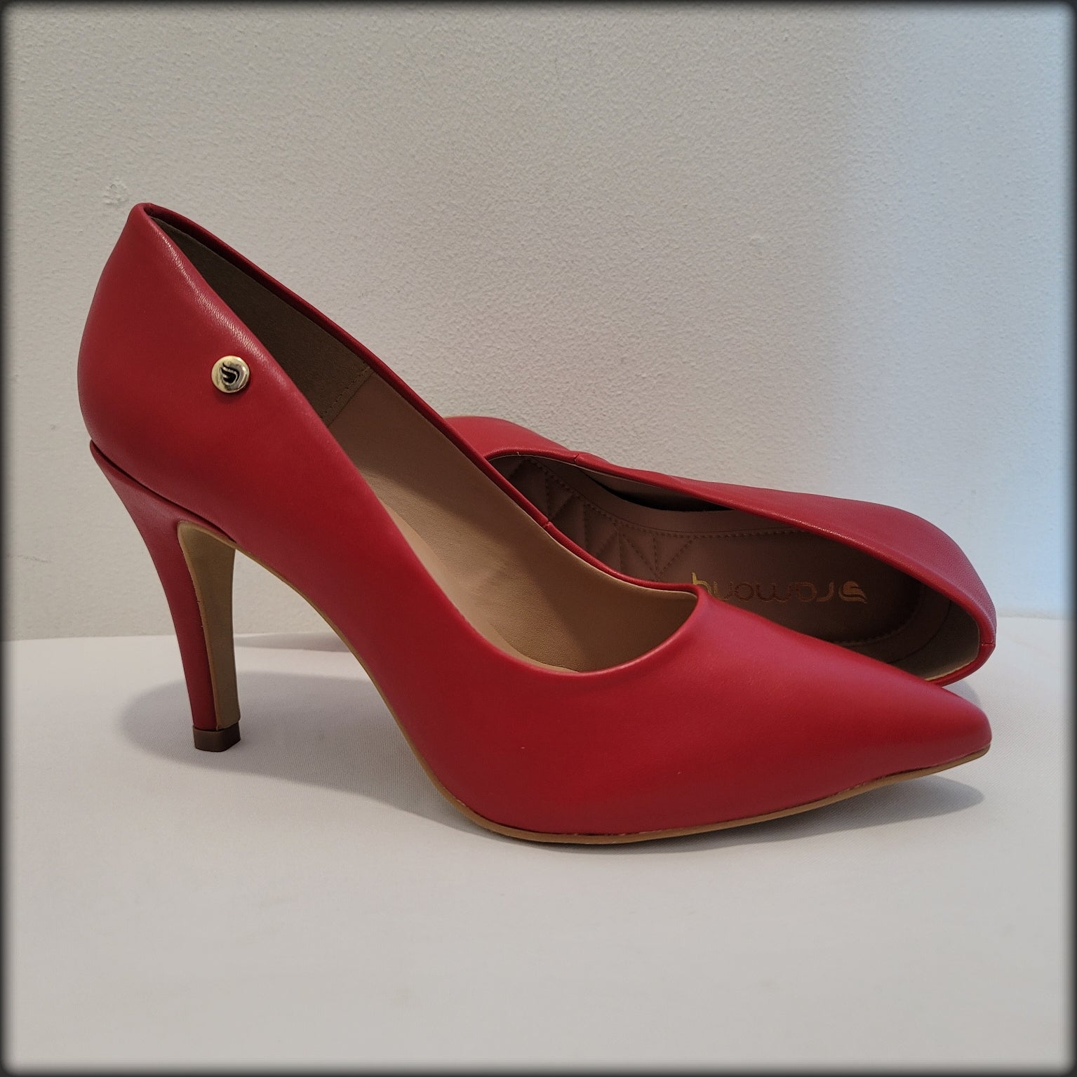 Ramony New Mest Scarlet 3"