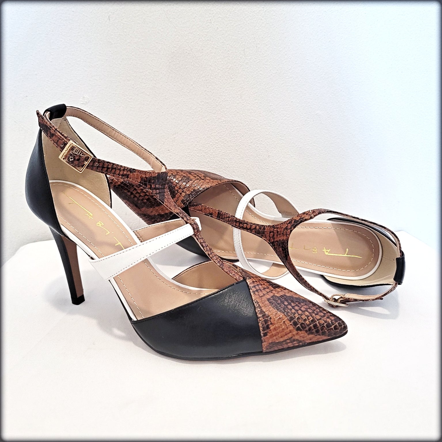 Tabitha Leather Python Conhaque