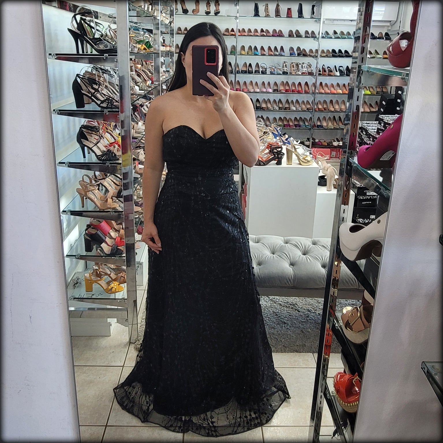 VESTIDO LARGO NEGRO STRAPLESS BRILLO (CORRE PEQUEÑO)