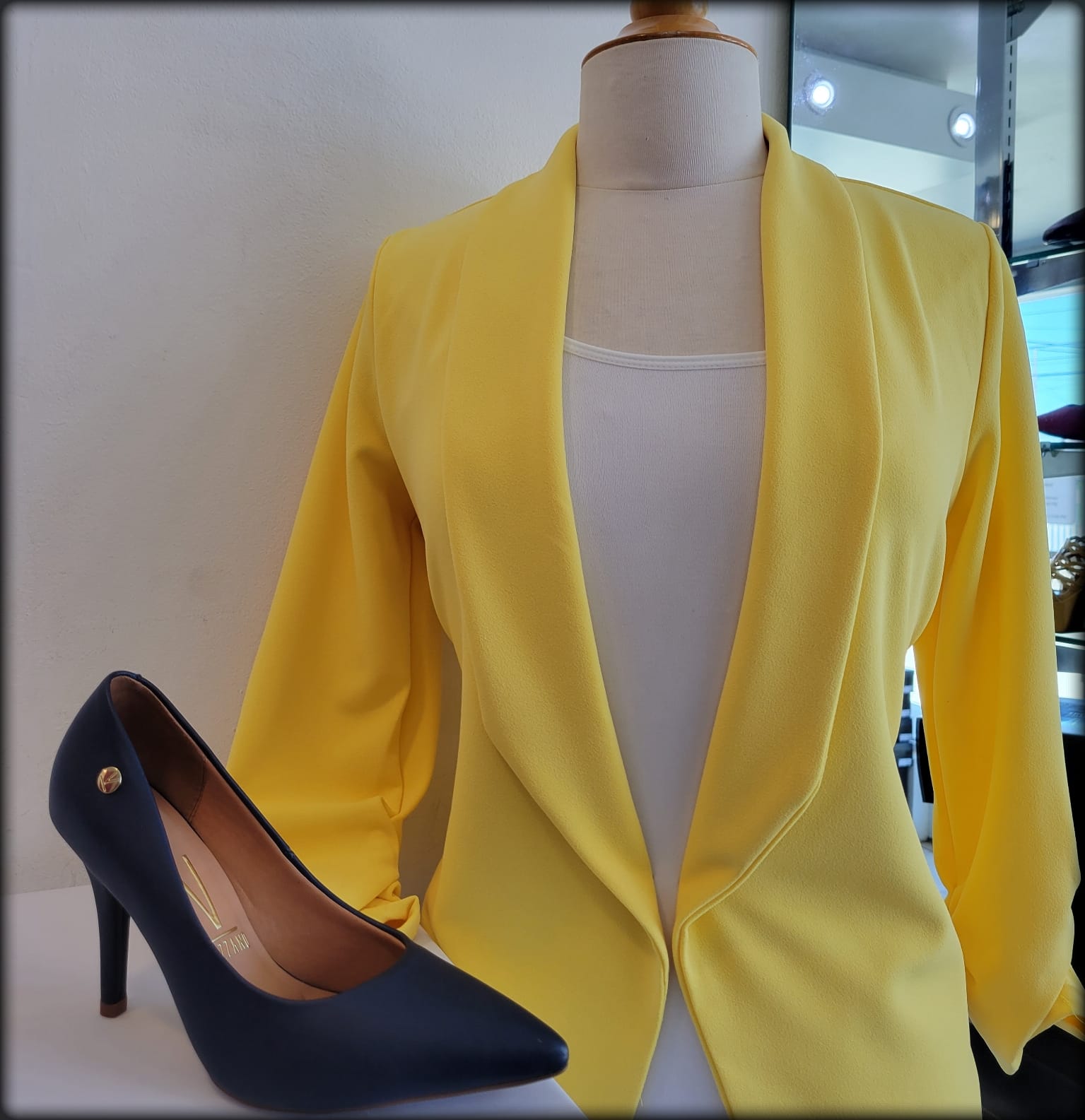Chaqueta Amarilla