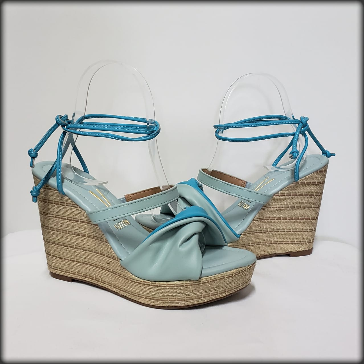 Vizzano Turquesa Clara Azul Acqua (Corre pequeña)