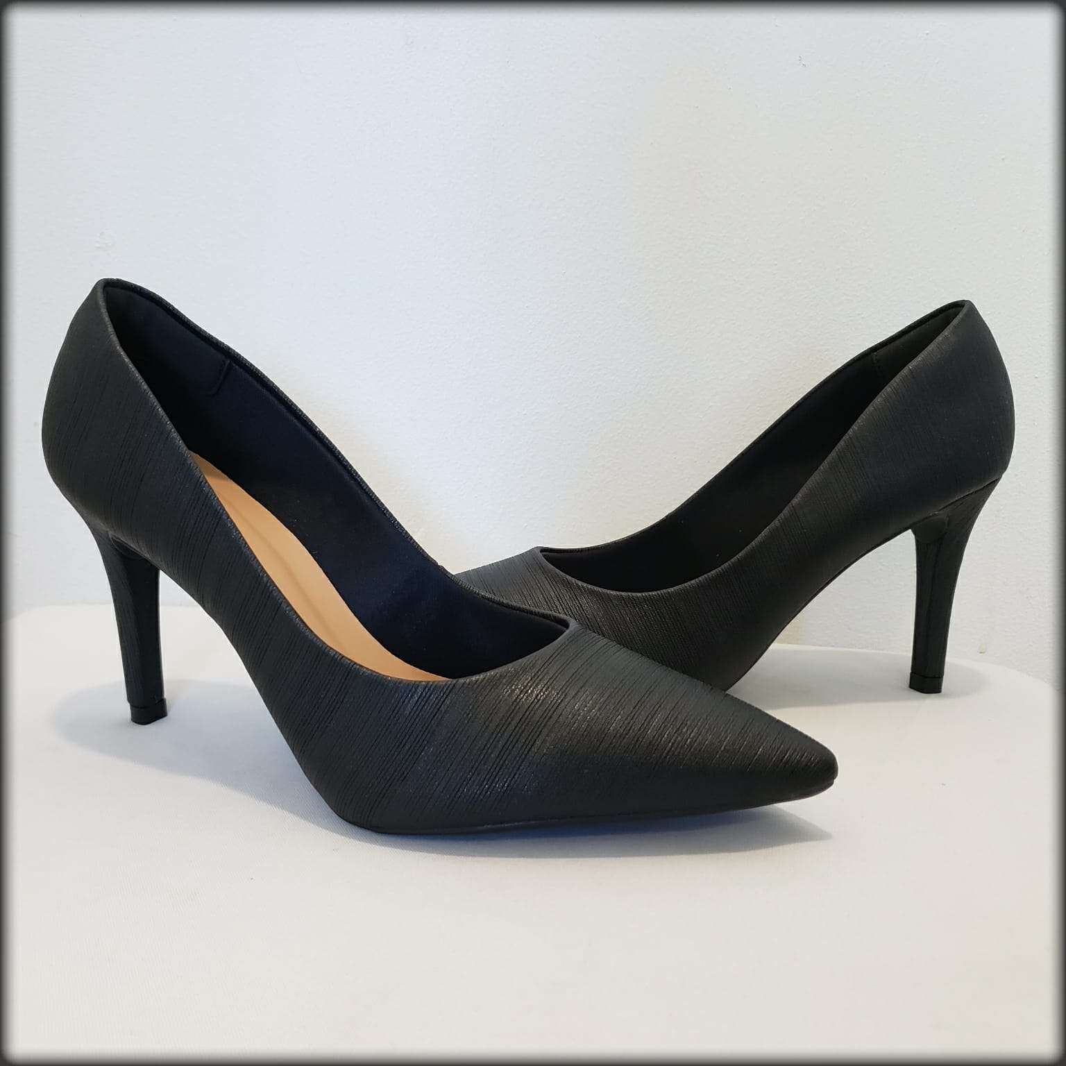 Elite 3" Napa Stamp Preto