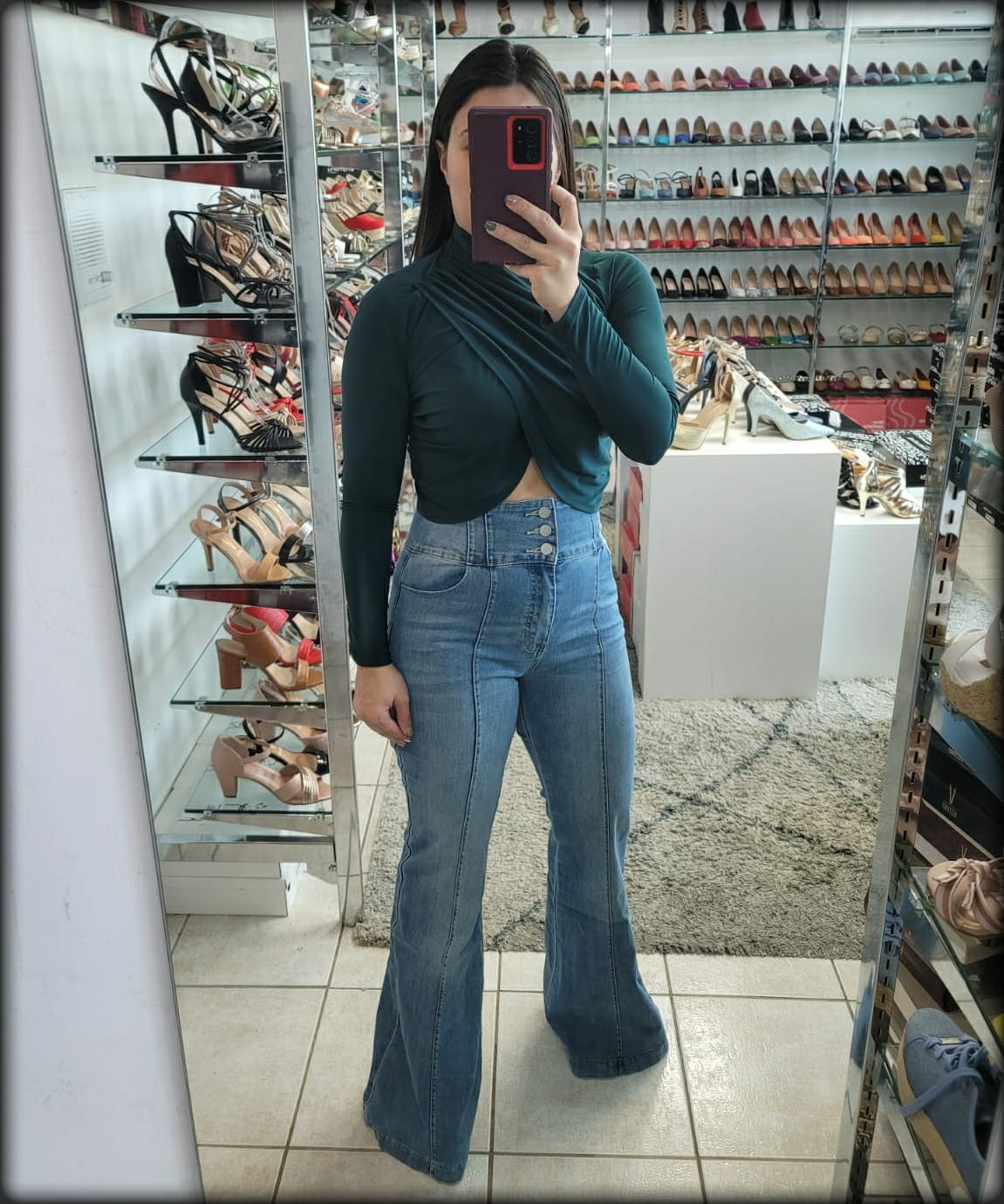 CROP TOP VERDE MANGA LARGA