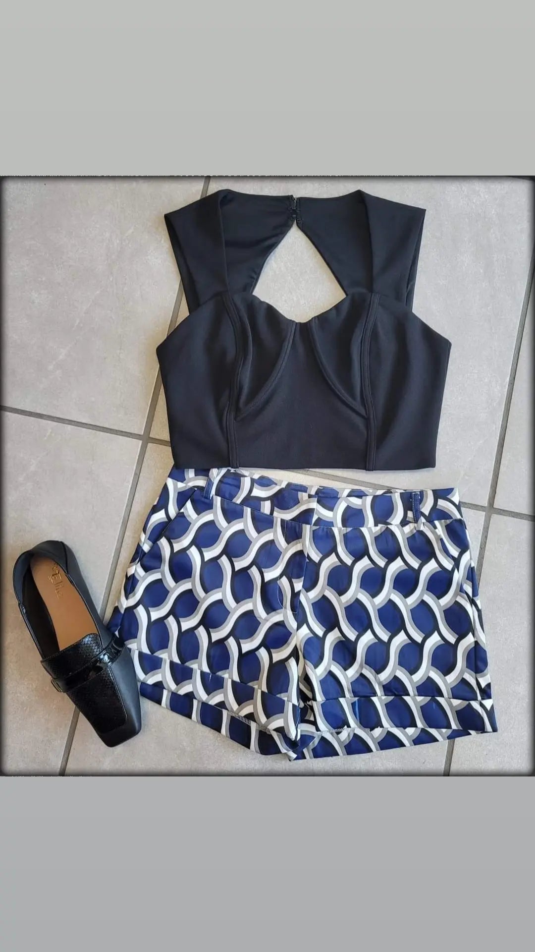 CROP TOP NEGRO